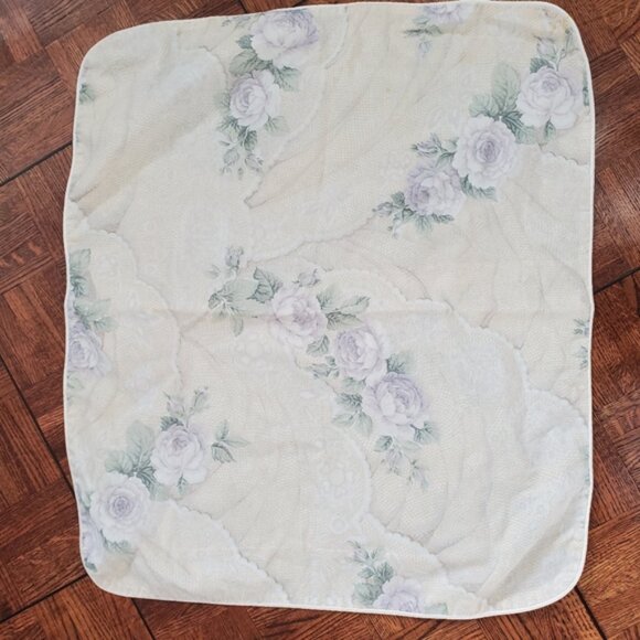 The Bay Twin Bed Comforter Reversible - Picture 8 of 9